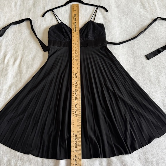 B. Darlin Dress Juniors 7/8 Black Lace Pleated Fit & Flare Party Whimsigoth Prom - Picture 6 of 10